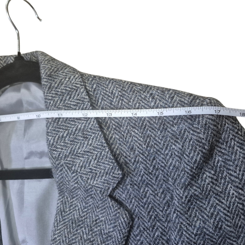 Vintage Grey/Blue Harris Tweed Jacket With Brown elbow patches by Leshman TipTop - Picture 16 of 16
